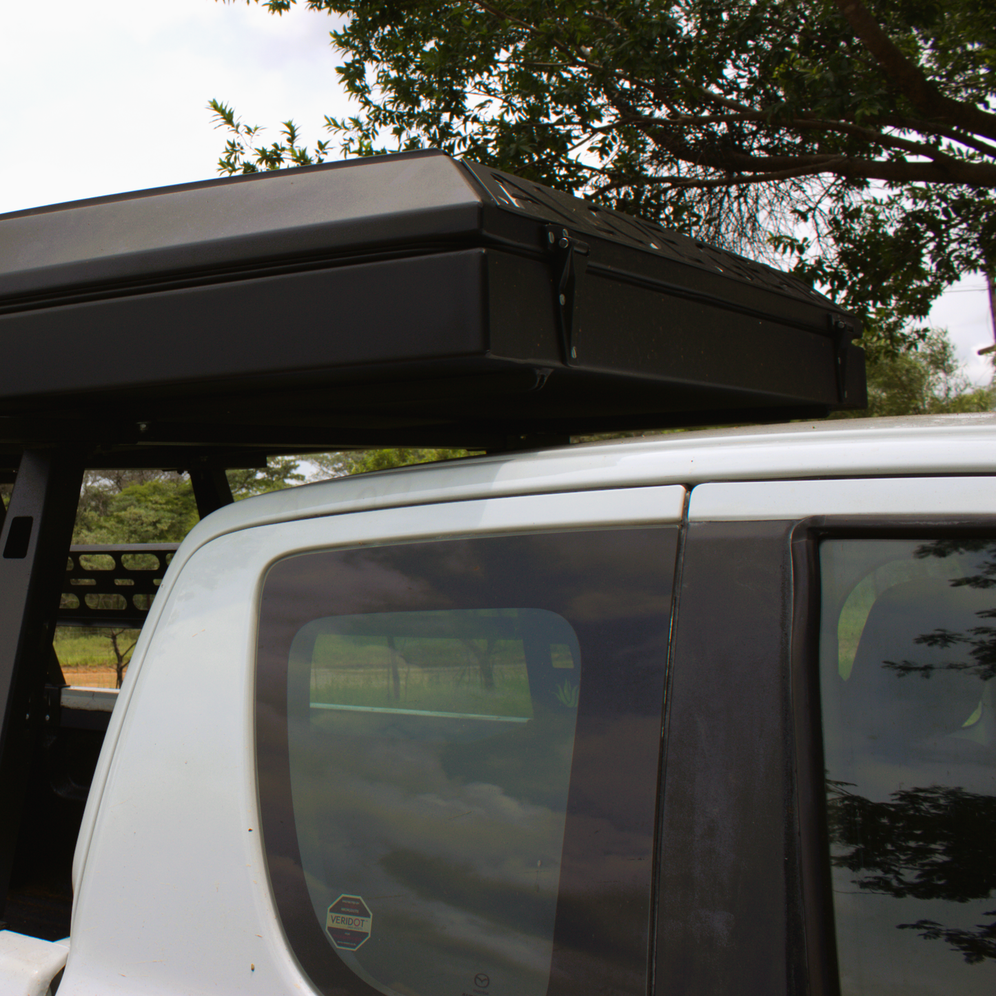 Aloe Gear Hard Shell Aluminium Roof Top Tent